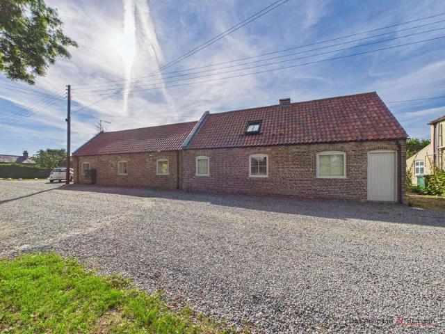 3 bed house to rent
