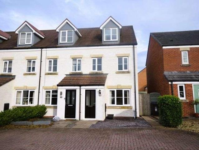 3 bed house to rent