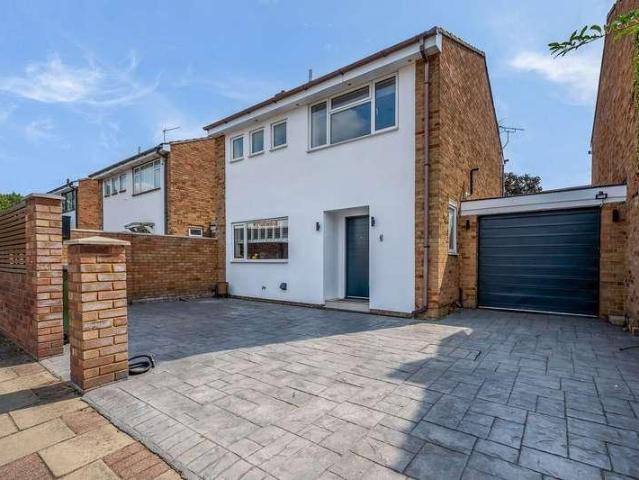 3 bed house to rent
