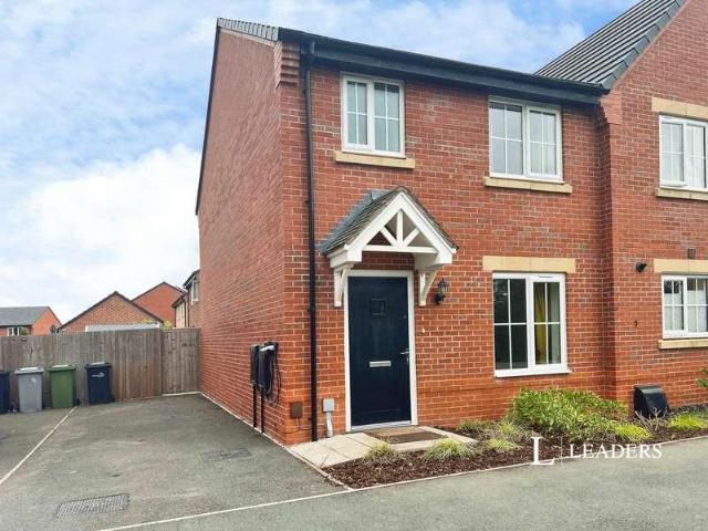 3 bed house to rent