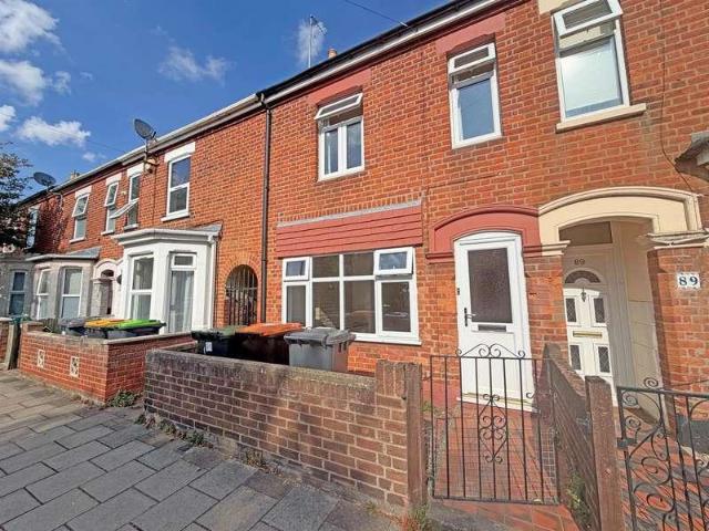 3 bed house to rent