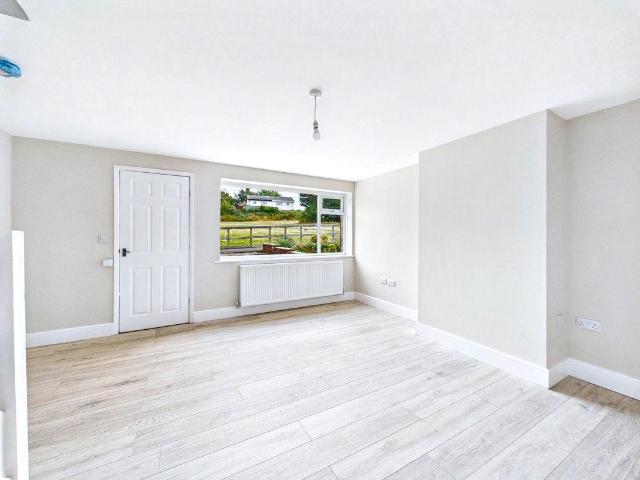 3 bed house to rent