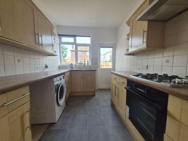 3 bed house to rent