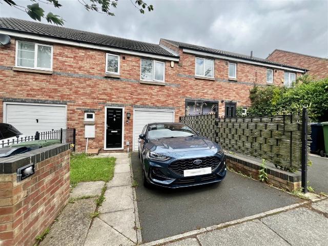 3 bed House Townhouse for Rent