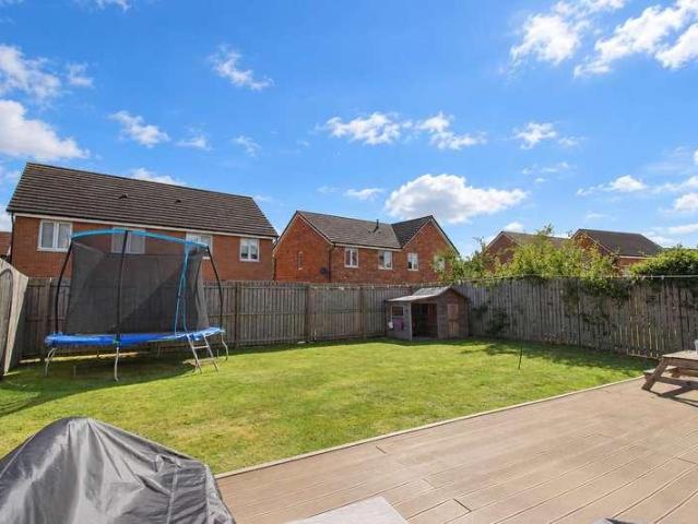 3 bed house for sale