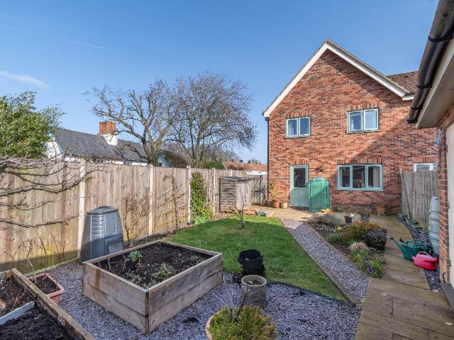 3 bed house for sale
