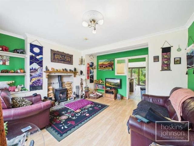 3 bed house for sale