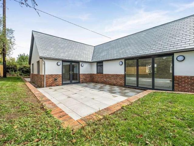 3 bed house for sale