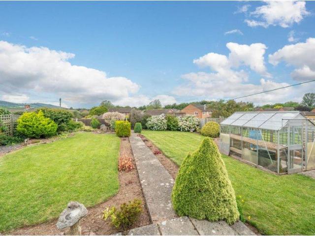 3 bed house for sale