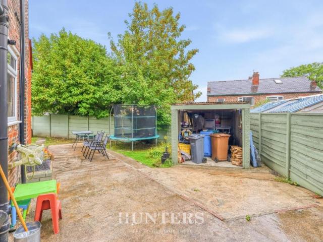 3 bed house for sale