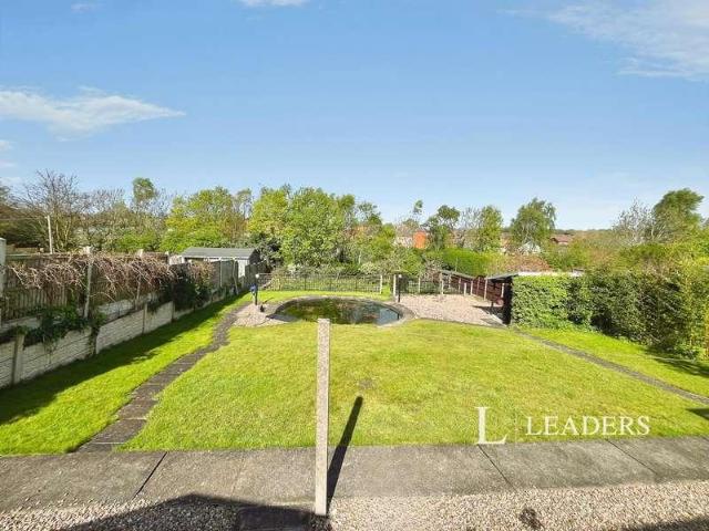 3 bed house for sale