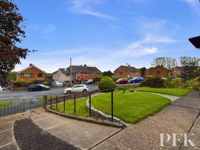 3 bed house for sale