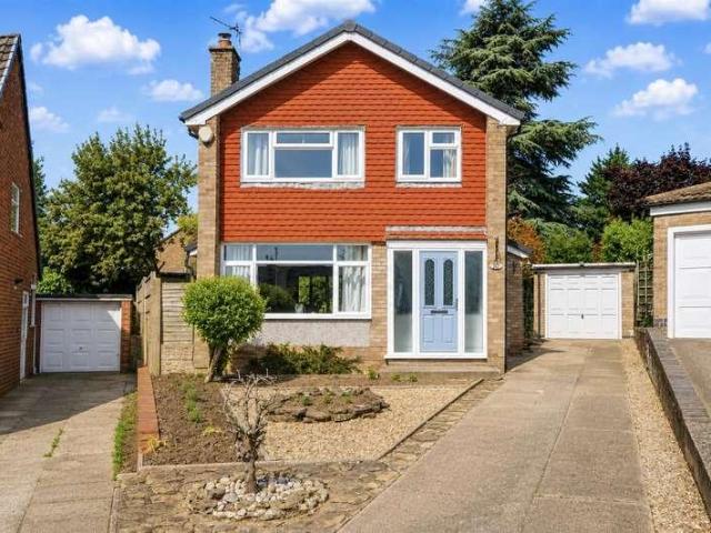 3 bed house for sale