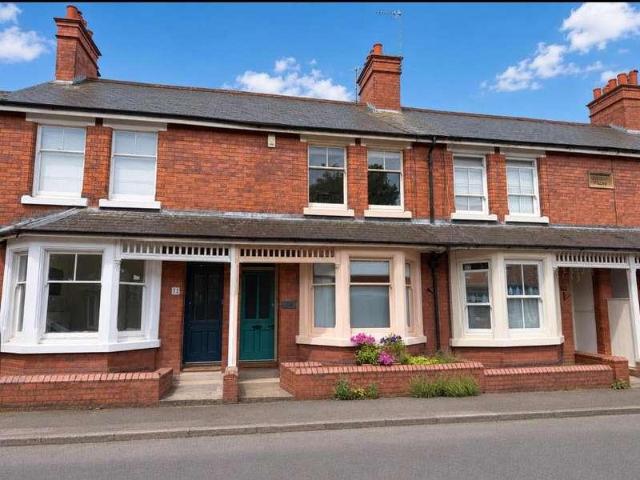 3 bed house for sale