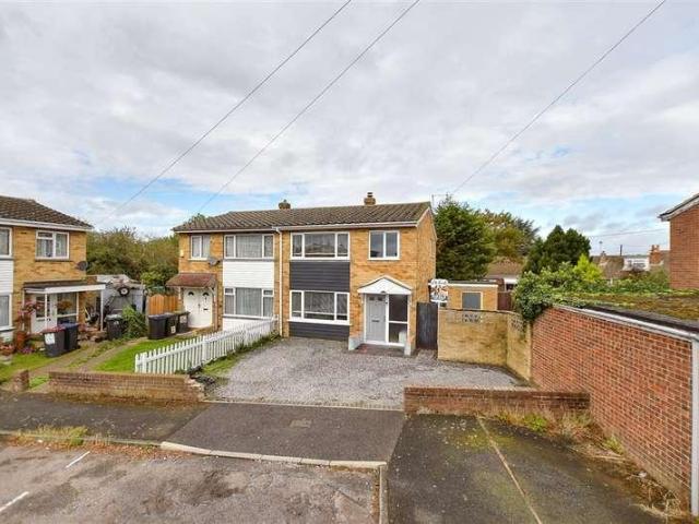 3 bed house for sale