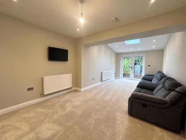 3 bed house for sale
