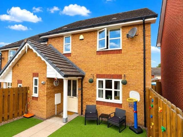 3 bed house for sale