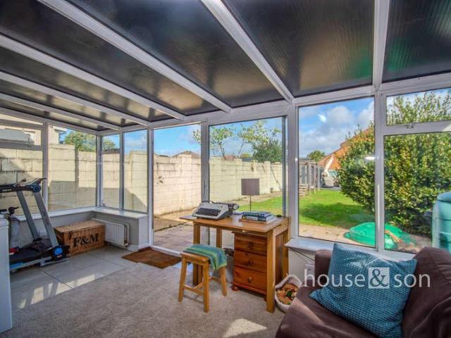 3 bed house for sale