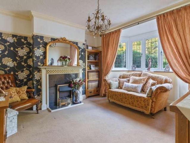 3 bed house for sale