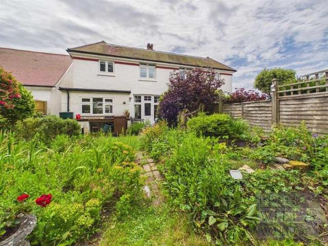 3 bed house for sale