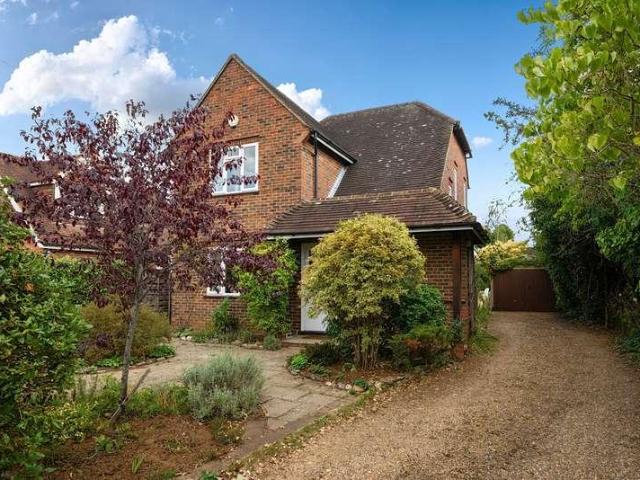 3 bed house for sale