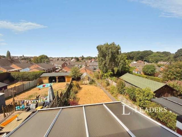 3 bed house for sale