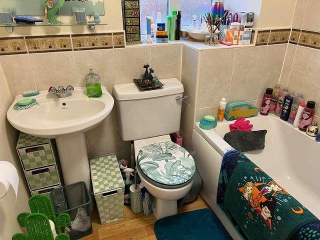 3 bed house for sale