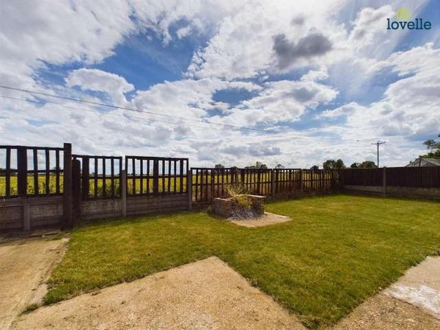 3 bed house for sale