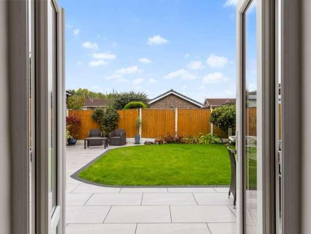3 bed house for sale