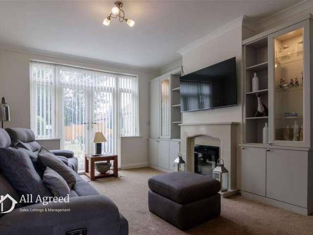 3 bed house for sale