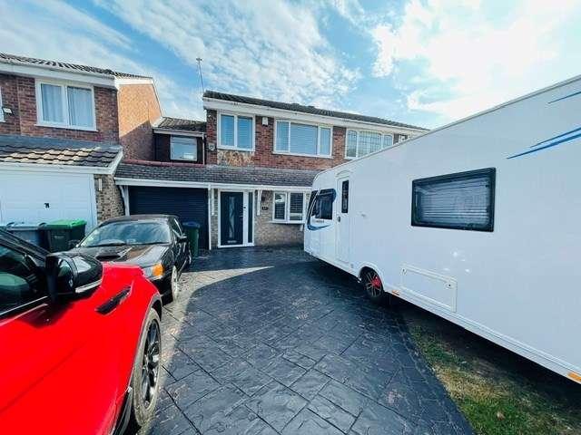 3 bed house for sale