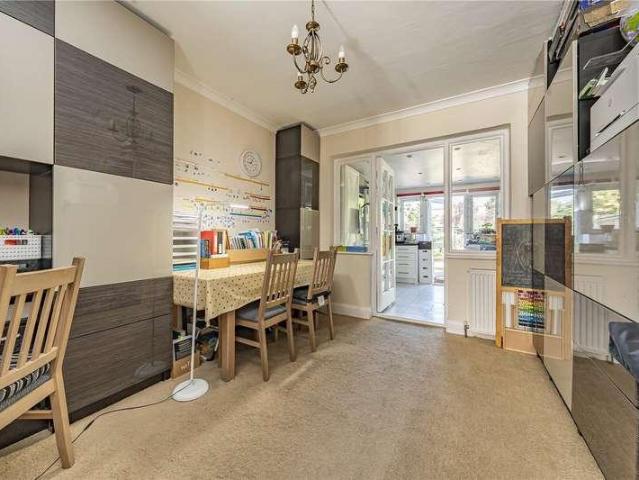 3 bed house for sale