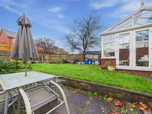 3 bed house for sale