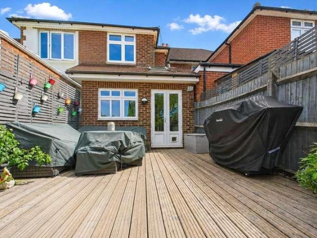 3 bed house for sale