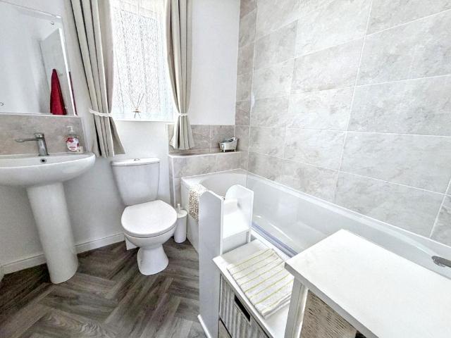 3 bed house for sale