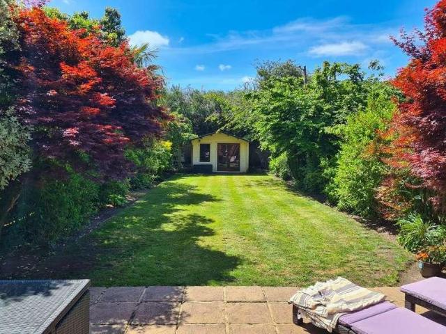3 bed house for sale