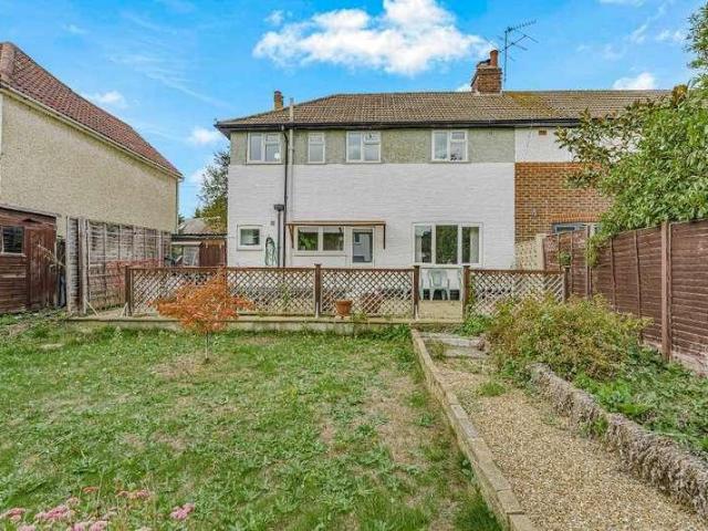 3 bed house for sale