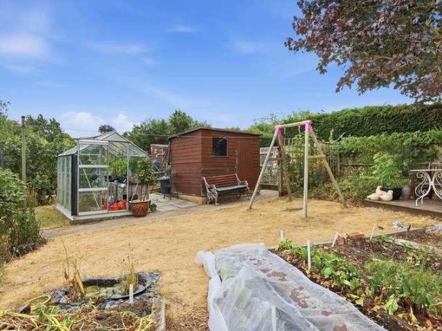 3 bed house for sale