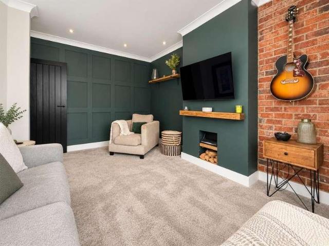 3 bed house for sale