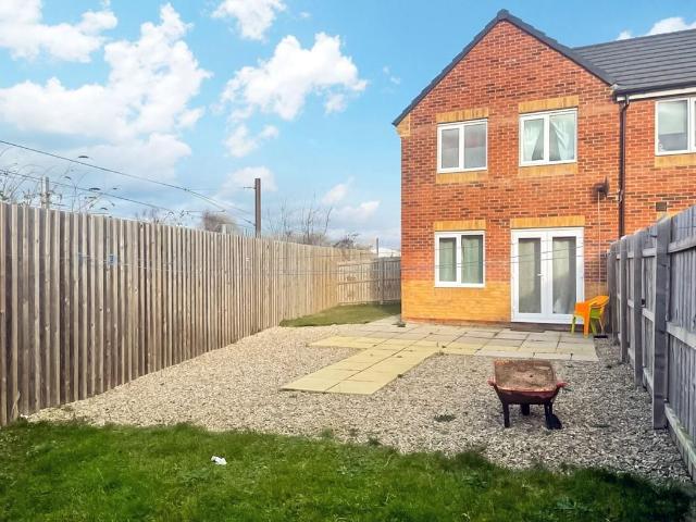 3 bed house for sale