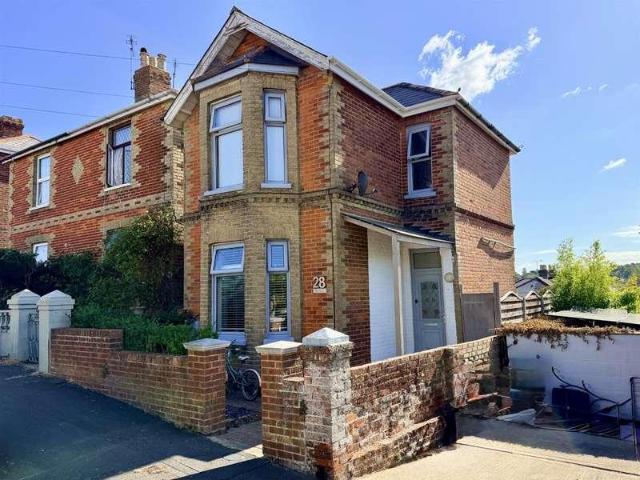 3 bed house for sale