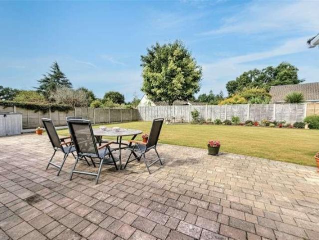 3 bed house for sale