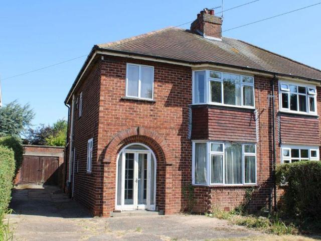 3 bed house for sale
