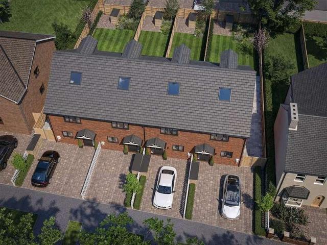3 bed house for sale