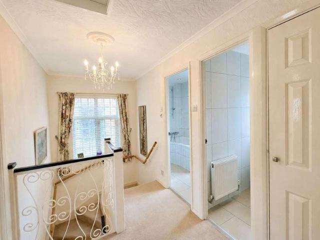 3 bed house for sale