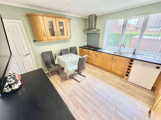 3 bed house for sale
