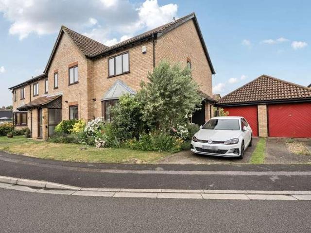 3 bed house for sale