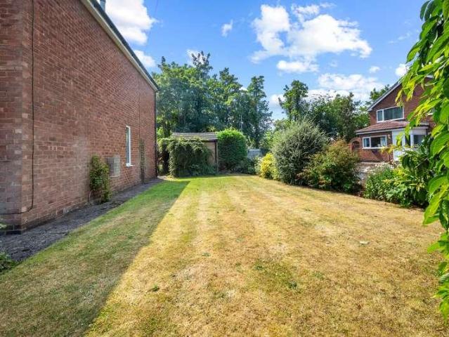 3 bed house for sale