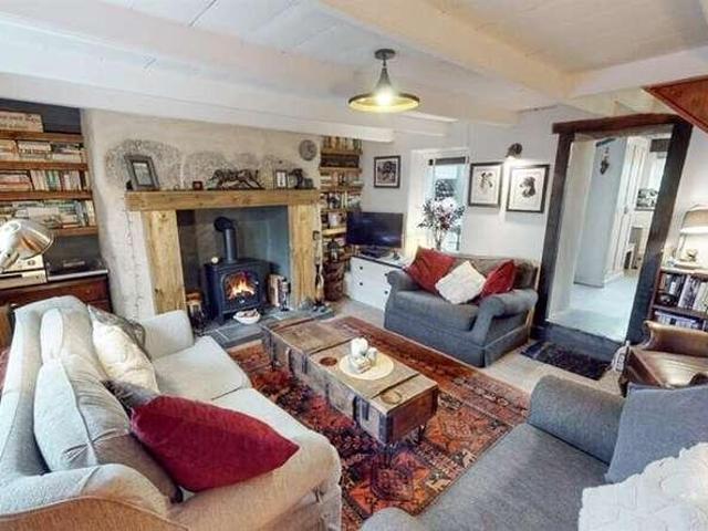 3 bed house for sale