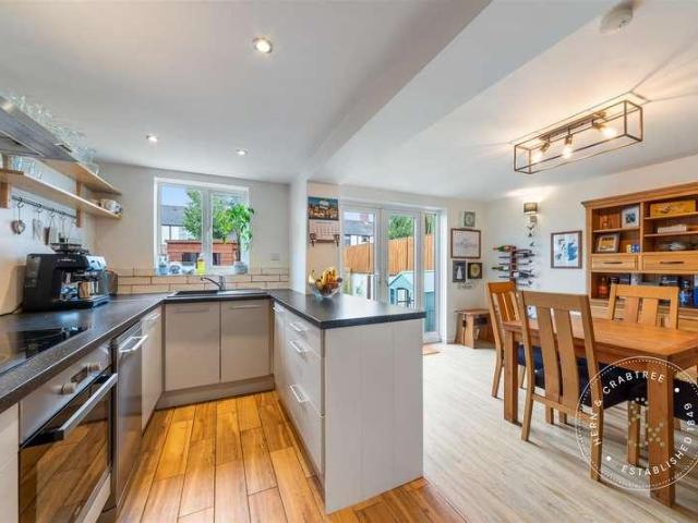 3 bed house for sale